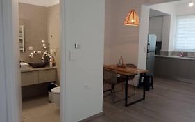 Διαμέρισμα 90 τμ σε μικρό συγκρότημα
